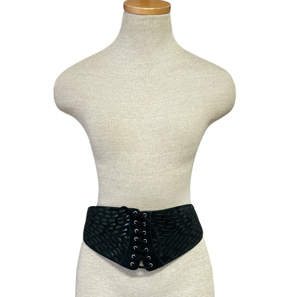 ALAIA PARIS Belt Black Leather Lace-Up Corset Laser Cut Italy 75 Size Medium main image 7